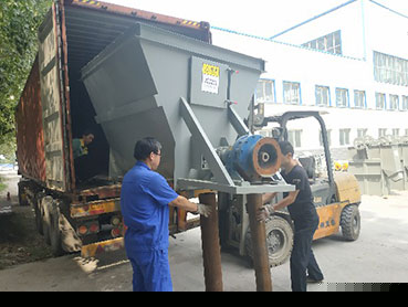 阿聯(lián)酋年產(chǎn)5萬(wàn)噸瓷磚膠生產(chǎn)線發(fā)貨